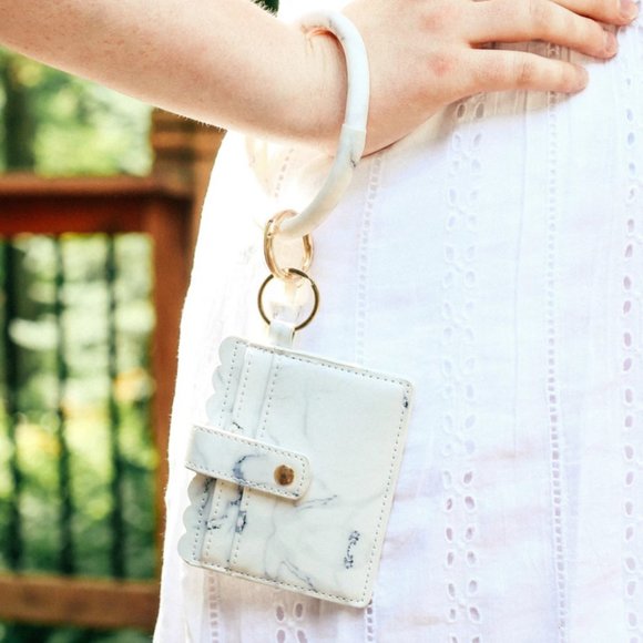 CARDHOLDER WITH KEYRING BANGLE&TASSEL-WHITE MARBLE - Picture 2 of 2